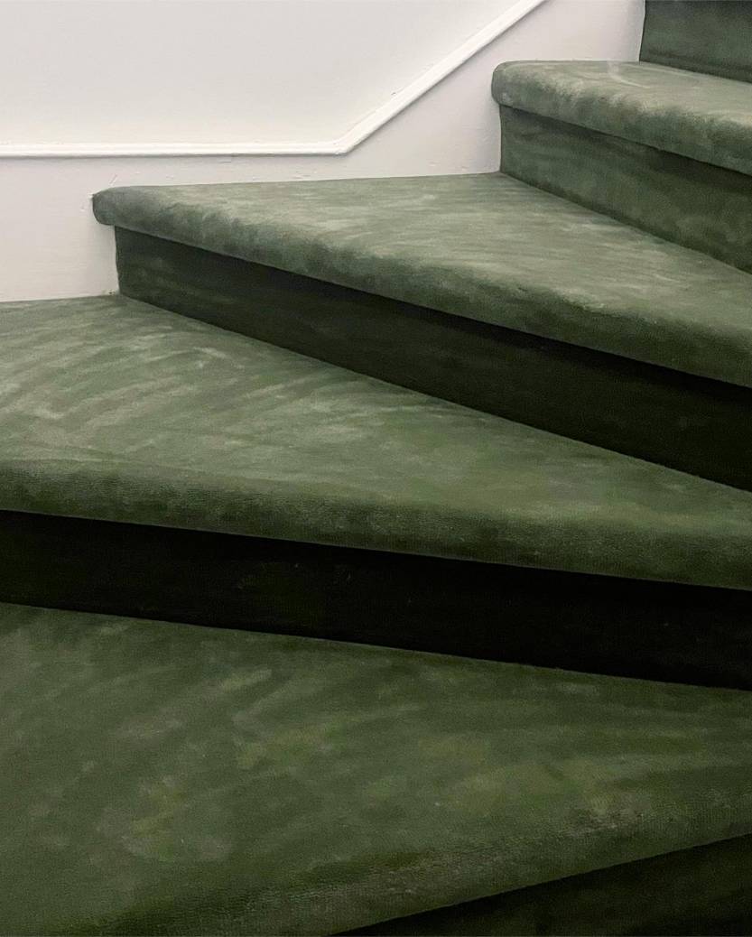 green turning stairs