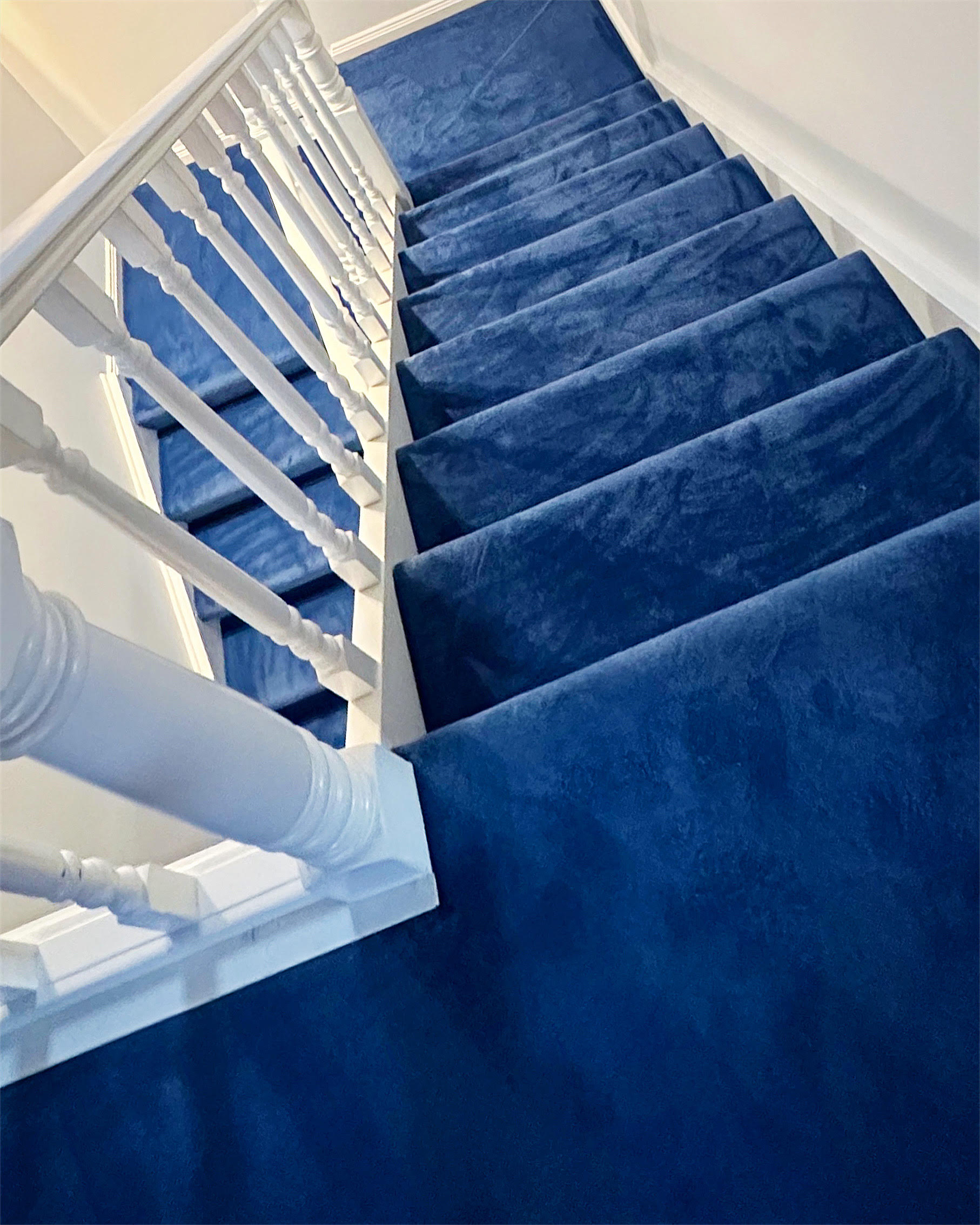 Supporting CarpetSydney.com.au image context for Staircase Carpet – Velour Carpet – Luxury – Blue. This visual broadens the public image library with specific carpet colours, textures, styles, rooms or showroom examples that can be shown when a visitor asks for images or examples. Image context for CarpetSydney.com.au. Title: Staircase Carpet – Velour Carpet – Luxury – Blue Category: Stairs Velour Cut Pile Luxury Filename meaning: Carpet Sydney Deep Blue Staircase Luxury Velour Nylon Cut Pile Carpet Visual cues: Colours: Blue; Materials / textures: Nylon, Velour, Cut Pile; Room / use: Staircase; Style: Luxury Related questions: Show me blue carpet ideas in Sydney; What carpet suits a staircase best?; Can you show me carpet ideas for stairs and stair runners? Suggested use: Use when a visitor asks to see examples, colours, materials, styles, stair carpet, rugs, showroom options or room-specific carpet ideas. Image URL: https://images.owntheconversation.com/story-factory/generated-stills/carpet-sydney-digital-twin/5e4ce561/CarpetSydneyDeepBlueStaircaseLuxuryVelourNylonCutPileCarpet.jpg Related questions: Show me blue carpet ideas in Sydney; What carpet suits a staircase best?; Can yo