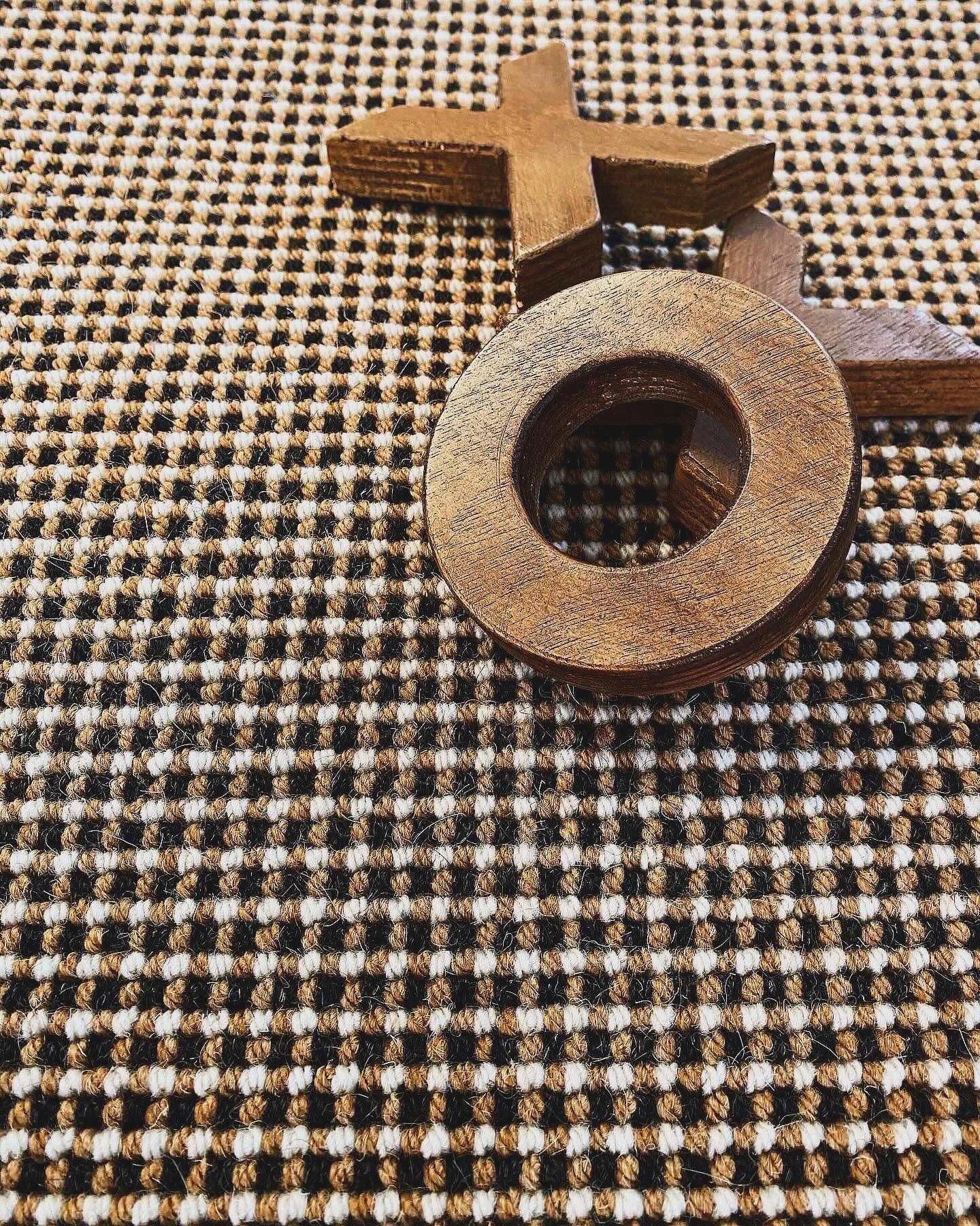 Wool Carpet – Woven Carpet – Brown