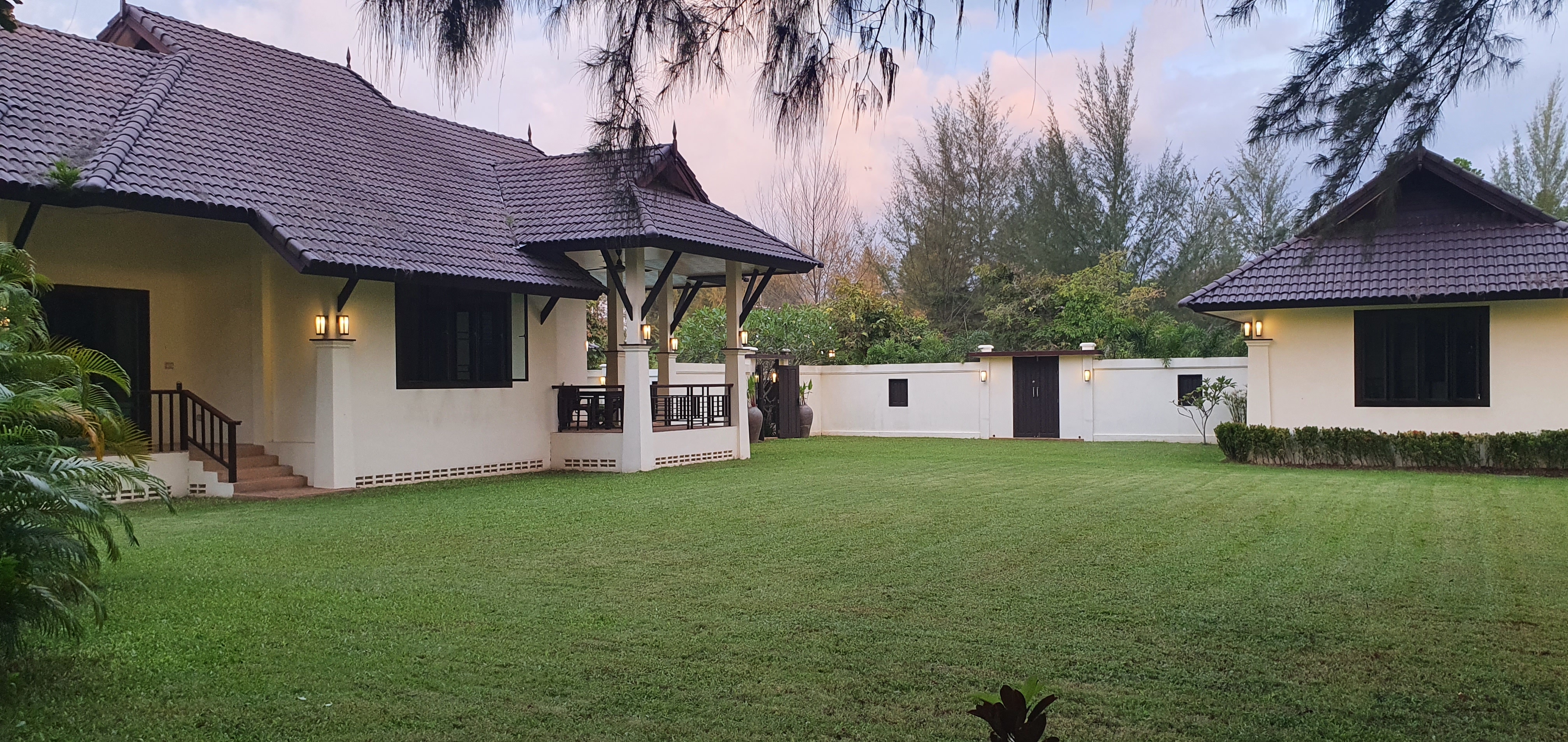 Owner-supplied Thai Life Beach House property archive photograph dated 21 June 2022 at 18:40. It is retained as historical property evidence; buyers should use newer imagery or an inspection for current-condition decisions.