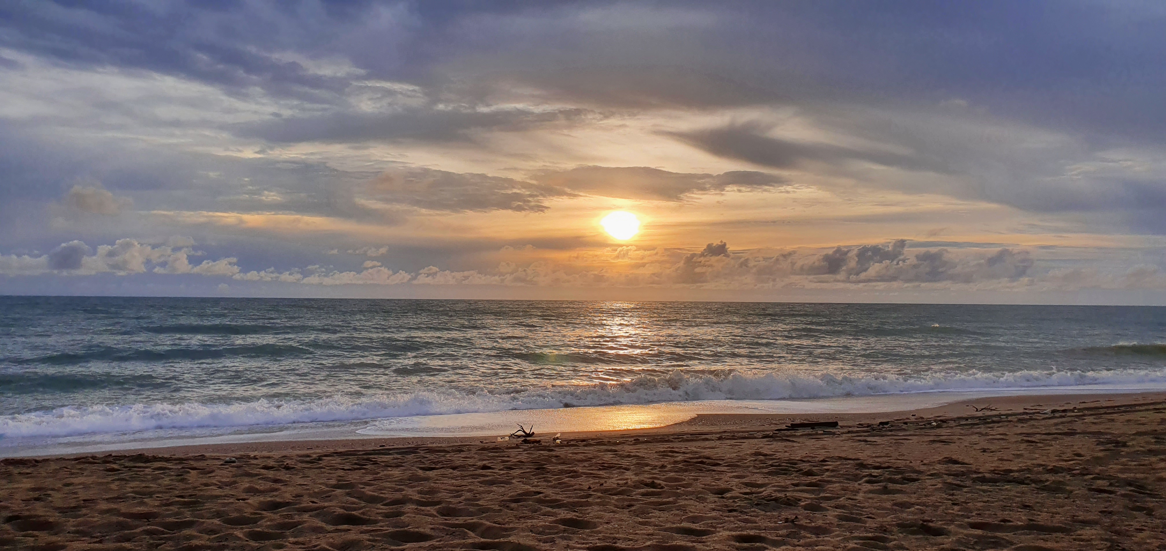 Owner-supplied Thai Life Beach House property archive photograph dated 24 June 2022 at 18:25. It is retained as historical property evidence; buyers should use newer imagery or an inspection for current-condition decisions.