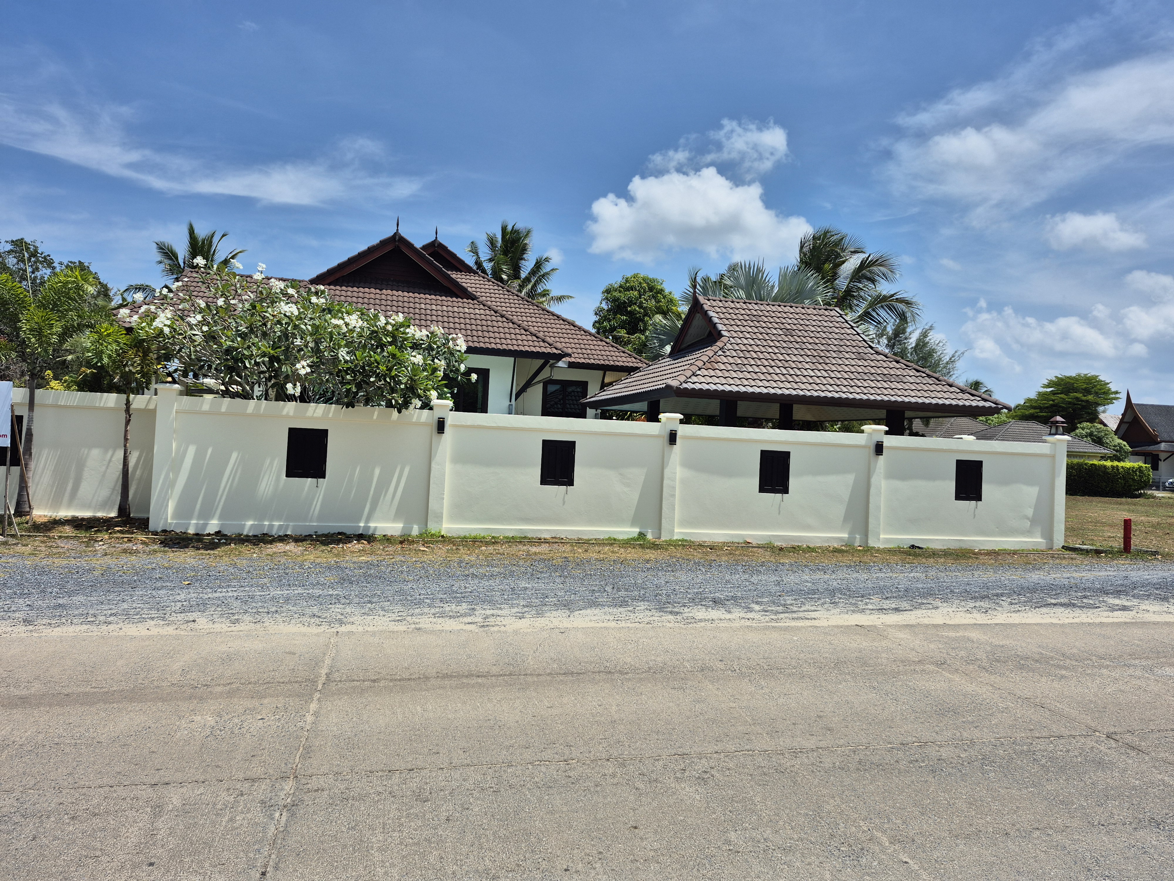 Thai Life Beach House Front Boundary — April 2026