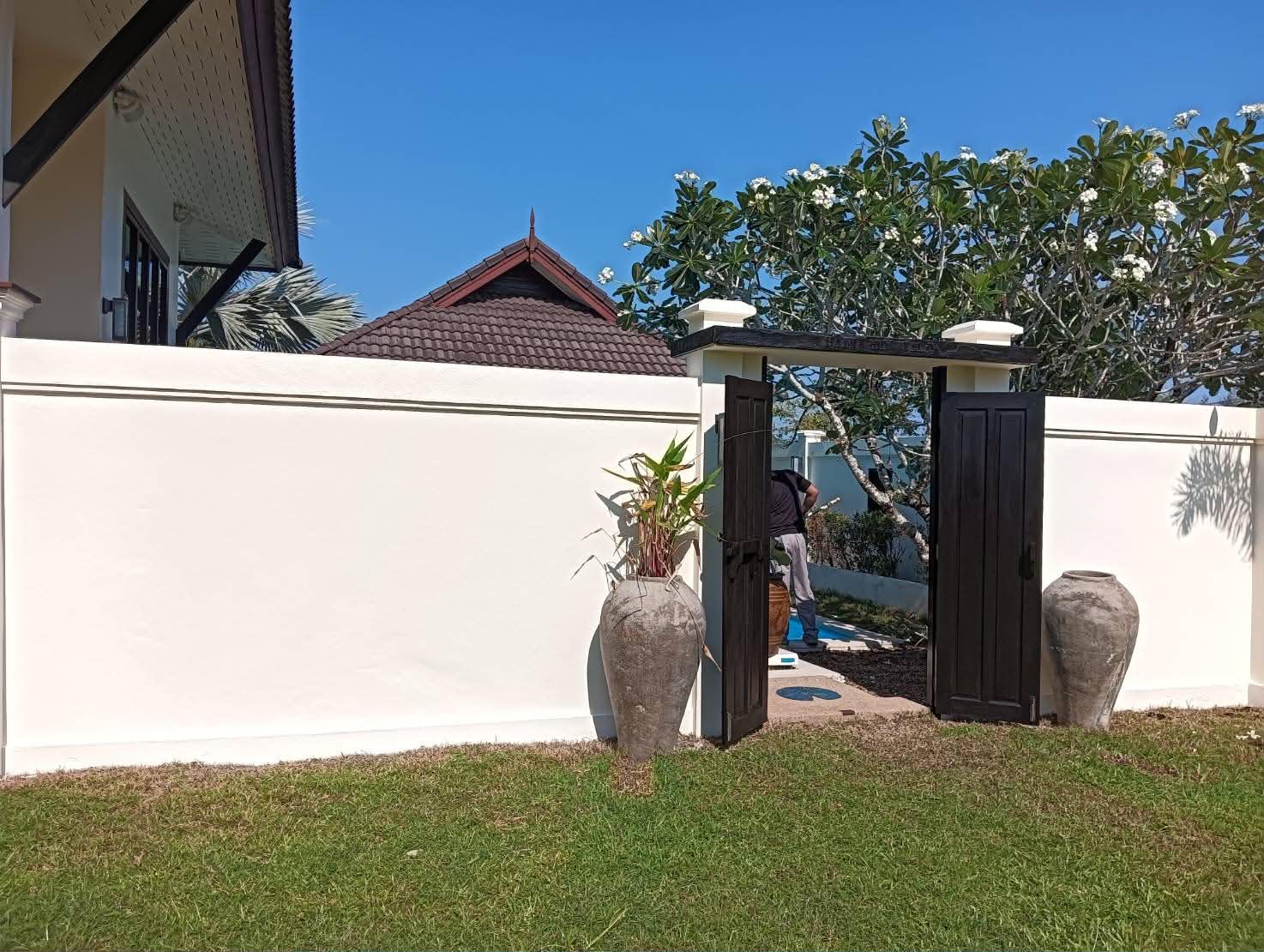 Thai Life Beach House Freshly Painted Garden Gate