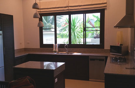 Modern Kitchen With Large Window - ThaiLife Beach House Khao Lak