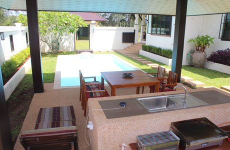 Residence Backyard Pool Patio Dining Area - ThaiLife Beach House Khao Lak