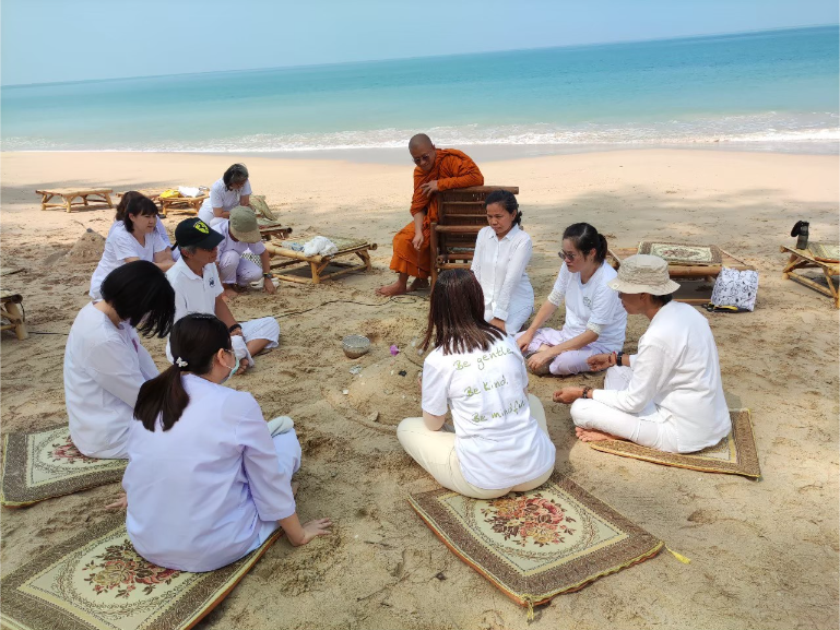 Beach Meditation Group Resort Wellness B4