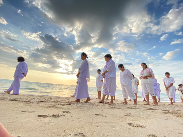 Beach Meditation Group Sunrise Retreat B4