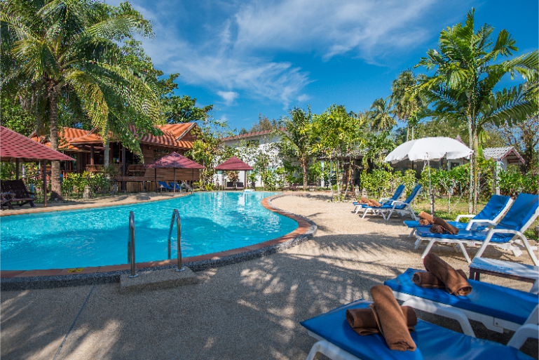Resort Swimming Pool Lounge Chairs