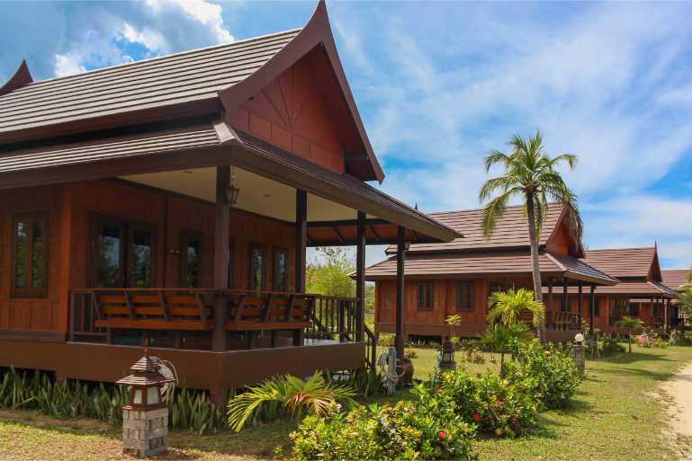 Traditional Thai Resort Wooden Villas B4