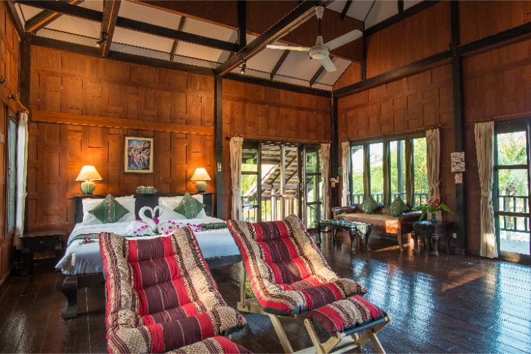 Traditional Wooden Resort Guest Room B4 Guestchat Online - ThaiLife Meditation & Wellness Resort